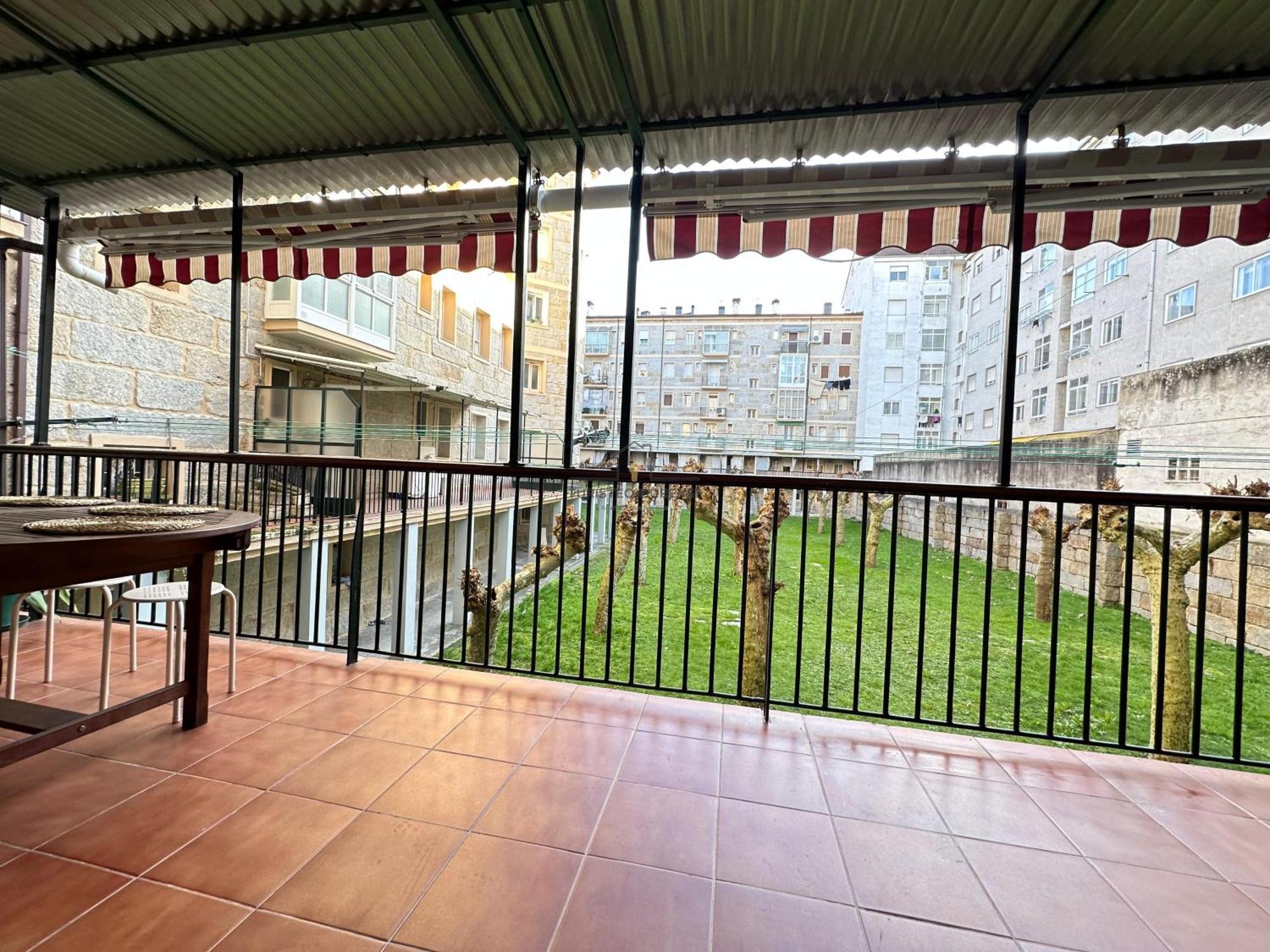 Hogar Forxa Puente Apartment *